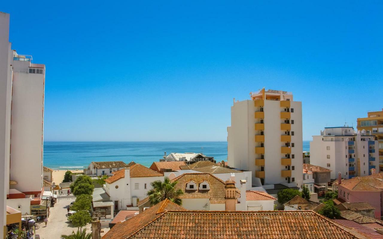 Appartement Lovely Oceanview Beach House à Portimão Extérieur photo